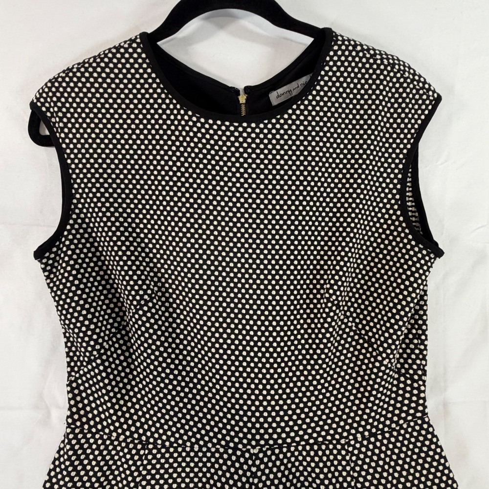 Danny & Nicole Women Black Cream Polka Dot Fit Flare Dress Petite 10P Sleeveless - Picture 4 of 8